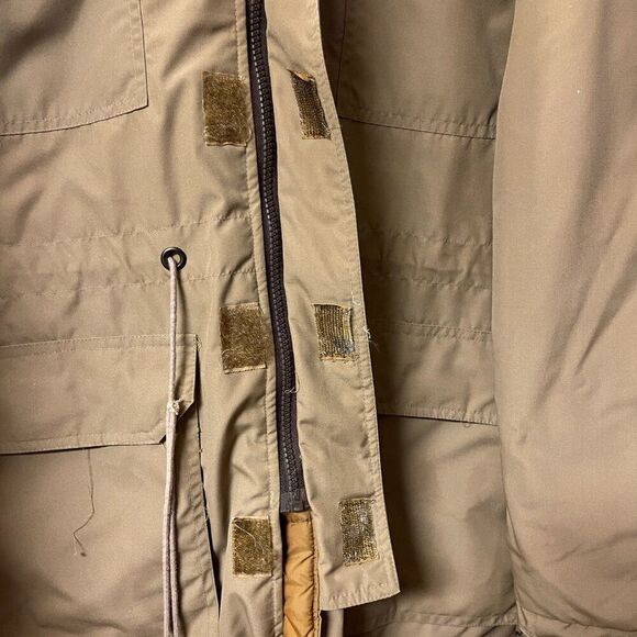 Vintage! Tan Heavy Winter barn Coat Removable Hood Size Med/Large - Picture 7 of 12